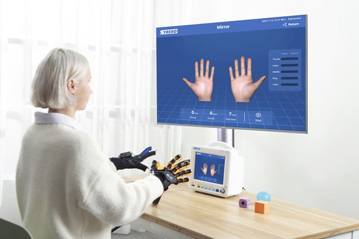 mirror training of stroke therapy gloves